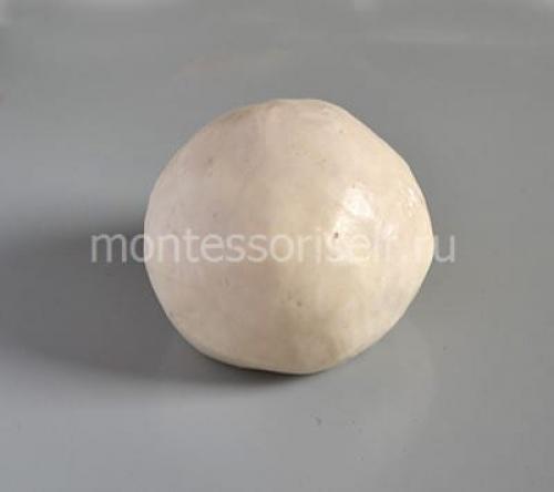 Ежик из шишки и соленого теста