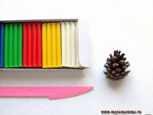 Заяц из шишек. Как сделать зайца из шишки и пластилина