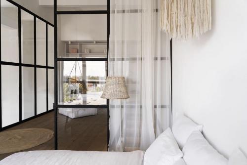 Красивая ОДНОКОМНАТНАЯ квартира 40м2. Стильно и функционально —, как обставить студию в 40 кв.м.