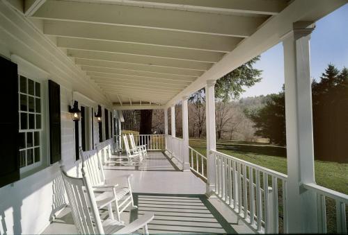 Входное крыльцо частного дома своими руками. Крыльцо — идеи строительства своими руками. 120 фото лучших проектов современности