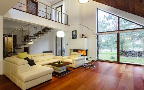 Ремонт в доме своими руками. Ремонт деревянного дома последовательность работ