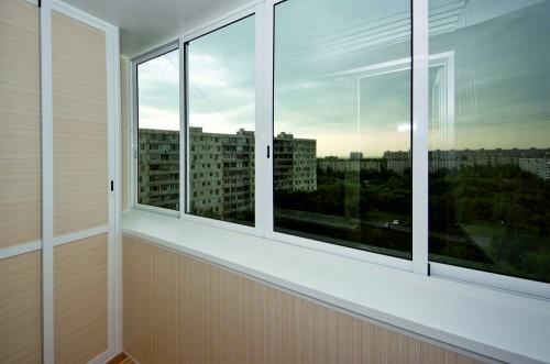 Теплое остекление балкона. Остекление балкона