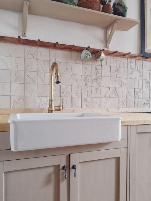 Можно ли сделать трафарет для керамической плитки своими руками. Керамическая плитка для кухонного фартука своими руками