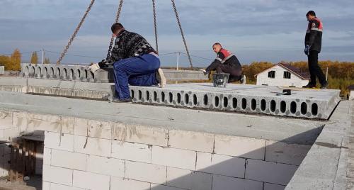 Межэтажное перекрытие в доме из газобетона. Какие перекрытия лучше выбрать для дома из газобетона