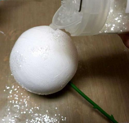 Игрушки из пенопласта своими руками. Поделки из пенопласта — особенности пенопласта, поэтапное руководство с описаниями + 120 фото вариантов изготовления