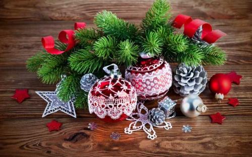 Именные новогодние шары своими руками. Как сделать новогодний шар своими руками: рисуем надписи на шарах ручной работы. Фото/видео пошаговая инструкция