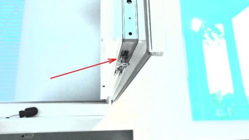 Окно не закрывается до конца снизу. Пластиковое окно не закрывается: причины и устранение неполадок