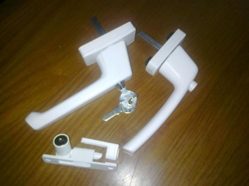 Ручка пластикового окна. Особенности конструкции