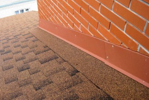 Примыкание профнастила к стене. Кровля из профнастила