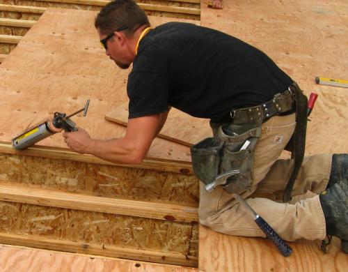 Домик из фанеры своими руками: пошаговая инструкция для начинающих 01