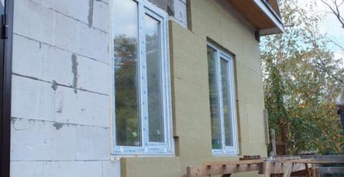 Ремонт дома из пеноблока. Особенности отделки стен из пеноблоков