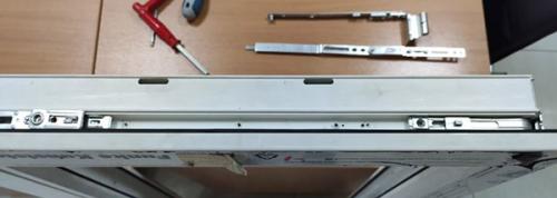 Как отремонтировать заклинившую ручку пластикового окна. Что делать, если не закрывается или не открывается пластиковое окно из режима проветривания? 12