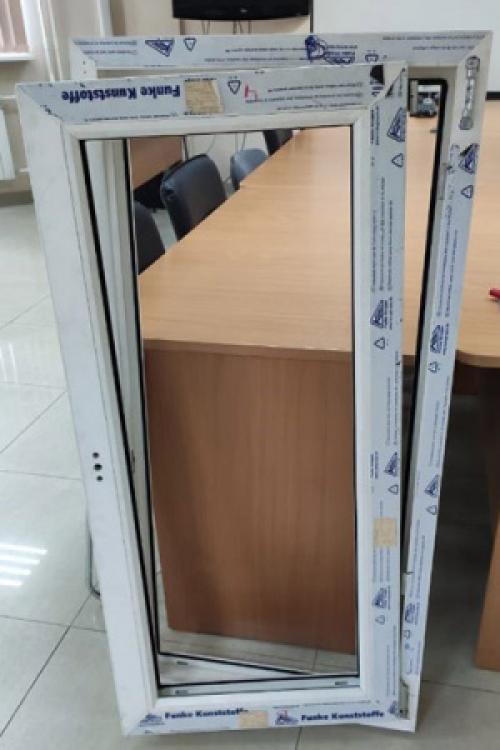 Как отремонтировать заклинившую ручку пластикового окна. Что делать, если не закрывается или не открывается пластиковое окно из режима проветривания? 01