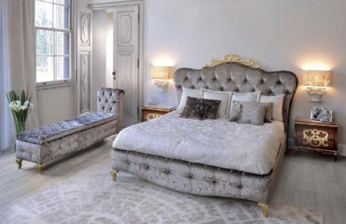 Дизайнерские кровати с мягким изголовьем. Кровать с мягким изголовьем – 140 фото самых интересных дизайнерских моделей 2022 года