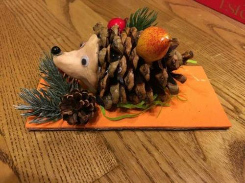 Ежик своими руками для сада. Поделка ежик своими руками — 130 фото красивых поделок. Простая инструкция + мастер-класс от мастеров!