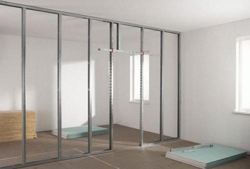 Какие инструменты и материалы необходимы для монтажа металлопрофиля. Монтажные работы