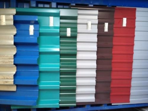 Как избежать ошибок при установке профнастила на крышу. Особенности работы с профлистом