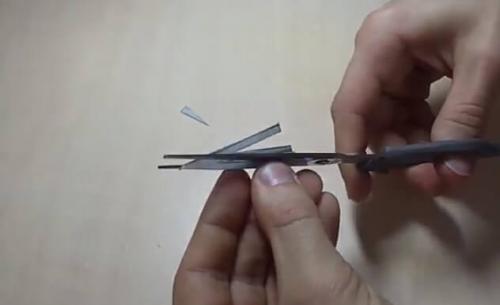 Ежик из еловых шишек. Ежик из шишек: мастер классы поделок из пластилина, пластиковой бутылки и других материалов