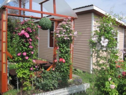 Арка для роз из пластиковых труб своими руками. Опоры для плетистой розы своими руками: 20 примеров с фото