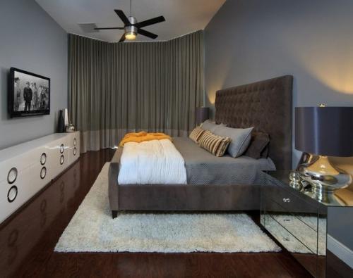 Какие материалы и конструкции наиболее подходящие для прикроватных тумбочек определенной высоты. №5. Стиль и дизайн прикроватной тумбы