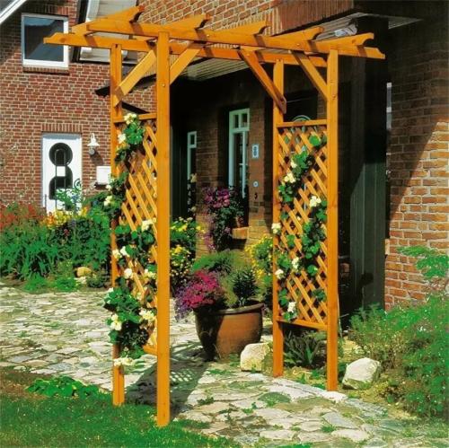 Арка из растений в парке. Виды материалов арки для цветов и вьющихся растений
