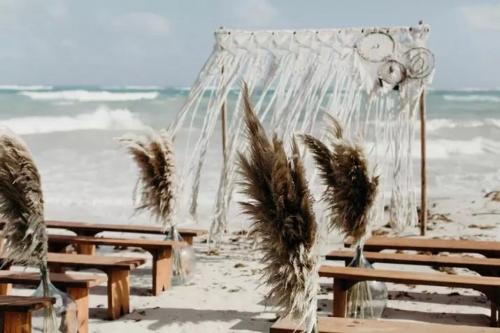 Свадебная арка своими руками из дерева. Свадебная арка: 30 идей, как украсить арку из дерева