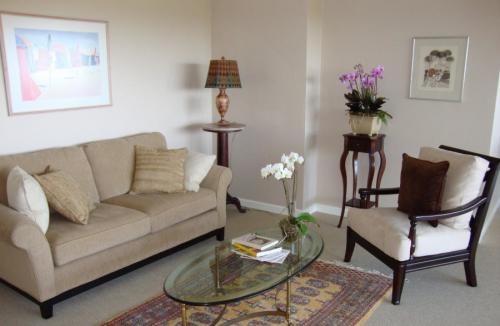 Как правильно расставить мебель в гостиной. Расстановка мебели в комнате фен-шуй