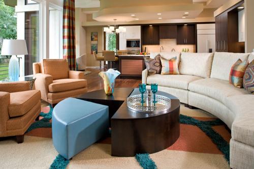 Как правильно расставить мебель в гостиной. Расстановка мебели в комнате фен-шуй