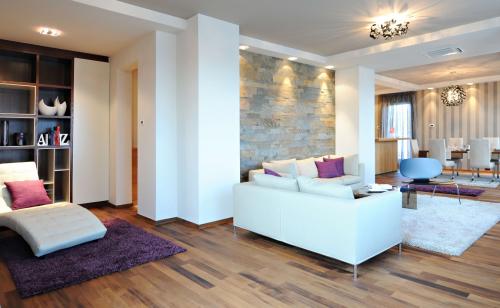 Два дивана в однокомнатной квартире. Варианты расстановки мебели в однокомнатной квартире, советы дизайнеров