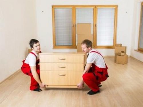 Способы расстановки мебели в маленькой комнате. Правила подбора мебели для маленькой комнаты 06