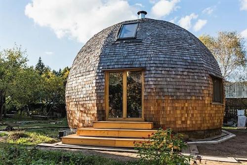 Какие материалы необходимы для строительства купольного дома с ангарами. Примеры и разновидности купольных конструкций