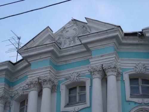 Отделка фронтонов частных домов. Чем обшить фронтон дома