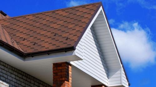 Фронтон крыши чем обшить. Все об обшивке фронтона