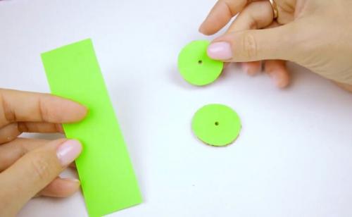 Что можно сделать из бумаги для поделки на Новый год 2024. Поделка «Ёлочка» из бумаги на Новый год своими руками