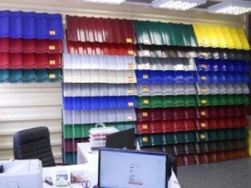 Какие факторы влияют на долговечность металлочерепицы на мансардной кровле. Аспекты, влияющие на продолжительность срока эксплуатации металлической черепицы