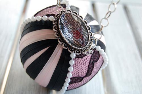 Как изготовить основу для ёлочной игрушки из ткани. Новогодние шары, техника кимекоми мастер класс 2024