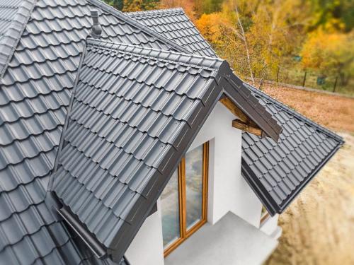 Преимущества и недостатки двухскатной крыши из металлочерепицы 06 Преимущества и недостатки двухскатной крыши из металлочерепицы 06