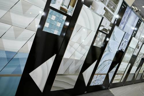 Создайте уникальный интерьер в вашей ванной комнате с помощью плитки 01