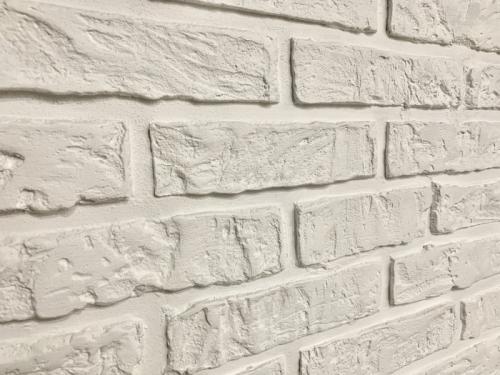 Кирпичная стена своими руками. Стена под кирпич из штукатурки своими руками