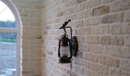 Как сделать стену из белого кирпича в квартире. Применение кладки в интерьере 06