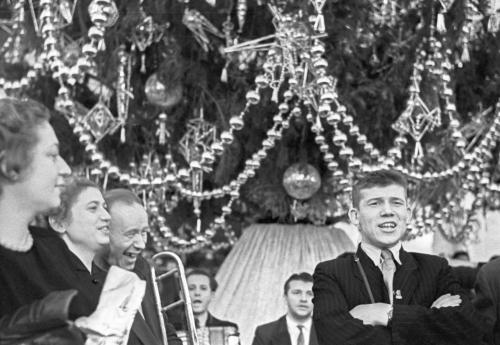 Новогодние игрушки. Стеклянные игрушки