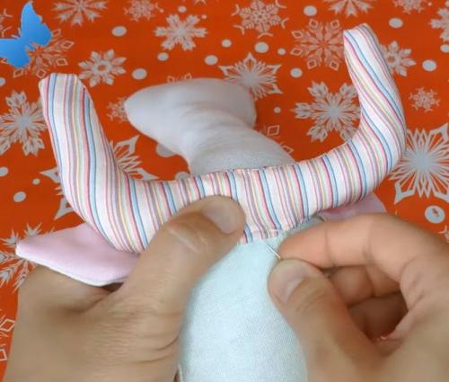 Поделки из ткани на новый год. Бычок из ткани своими руками