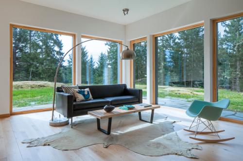 Подвал частного дома нужен или нет. Подвальные помещения: в каких ситуациях они на самом деле нужны, а в каких – станут просто помехой?