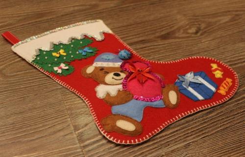 Новогодние игрушки из ткани. Елочные игрушки на елку своими руками: что можно сделать на Новый год 13 Новогодние игрушки из ткани. Елочные игрушки на елку своими руками: что можно сделать на Новый год 13