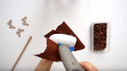 Как создать топиарию в домашних условиях. Нюансы изготовления в домашних условиях разных видов кофейных деревьев с фотопримерами