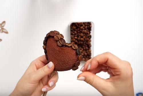 Как создать топиарию в домашних условиях. Нюансы изготовления в домашних условиях разных видов кофейных деревьев с фотопримерами