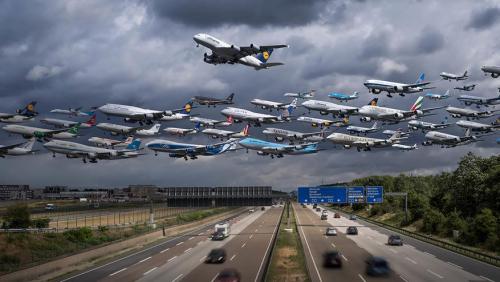 Как можно обеспечить себе достаточное количество кислорода на большой высоте. Откуда в самолетах на высоте 10 км берется пригодный для дыхания воздух?