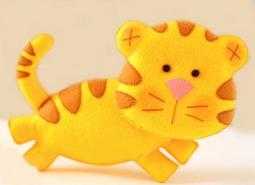 Символ 2022 года своими руками из фетра. Тигр из фетра: 30+ выкроек с пошаговыми МК