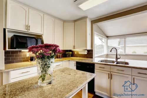 Белый декоративный кирпич в интерьере кухни. Плюсы и минусы кирпича в интерьере кухни