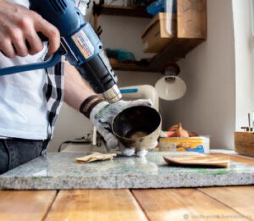 Обработка кожи воском. Как вощить кожу в домашних условиях.